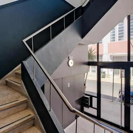 Lovely Fully Equipped Near Subway N6 * ליסבון