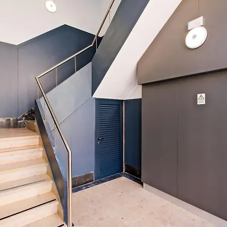 Apartment Lovely Fully Equipped Near Subway N6 Lissabon