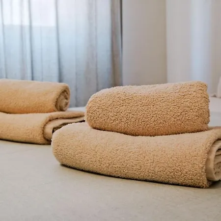 Lovely Fully Equipped Near Subway N6 Lissabon